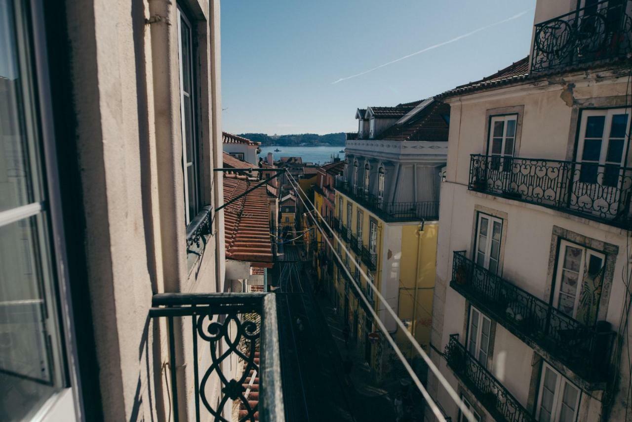 The Blue House - Bica Yellow Tram Lissabon Exterior foto